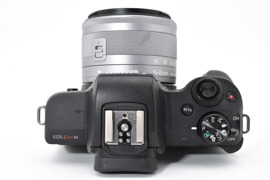 Canon EOS Kiss M EF-M15-45 IS STM レンズキット