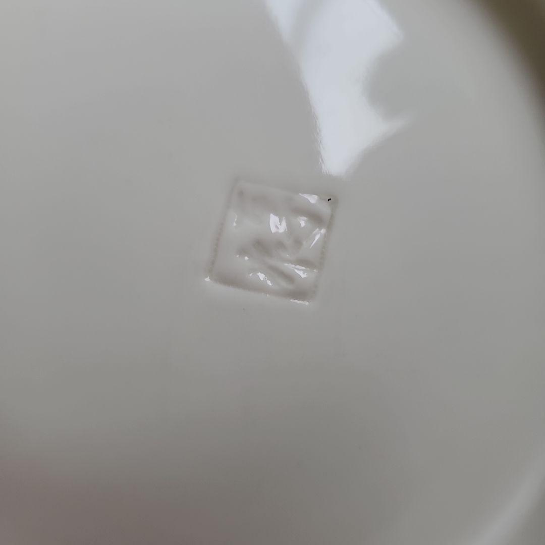 白地に黒ストライプの皿 6枚セット