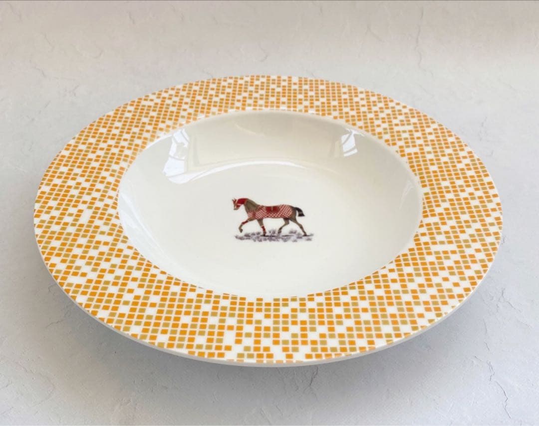 【新品/未使用】ポーセラーツ/ラウンドプレート・深皿セット