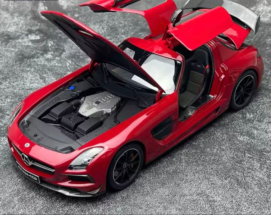 MINICHAMPS メルセデス・ベンツ SLS AMG 1:18