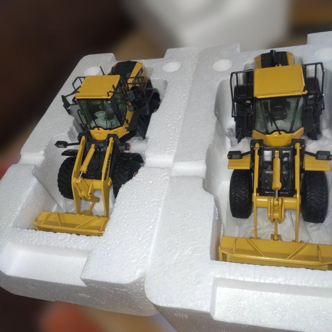 コマツ建機　 WA380-7 & WA380-8　2セット 1/50