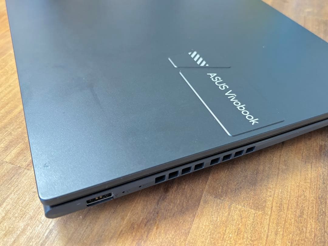Windowsノート本体 ASUS Vivobook X1405VA Core i9 16GB 1TB