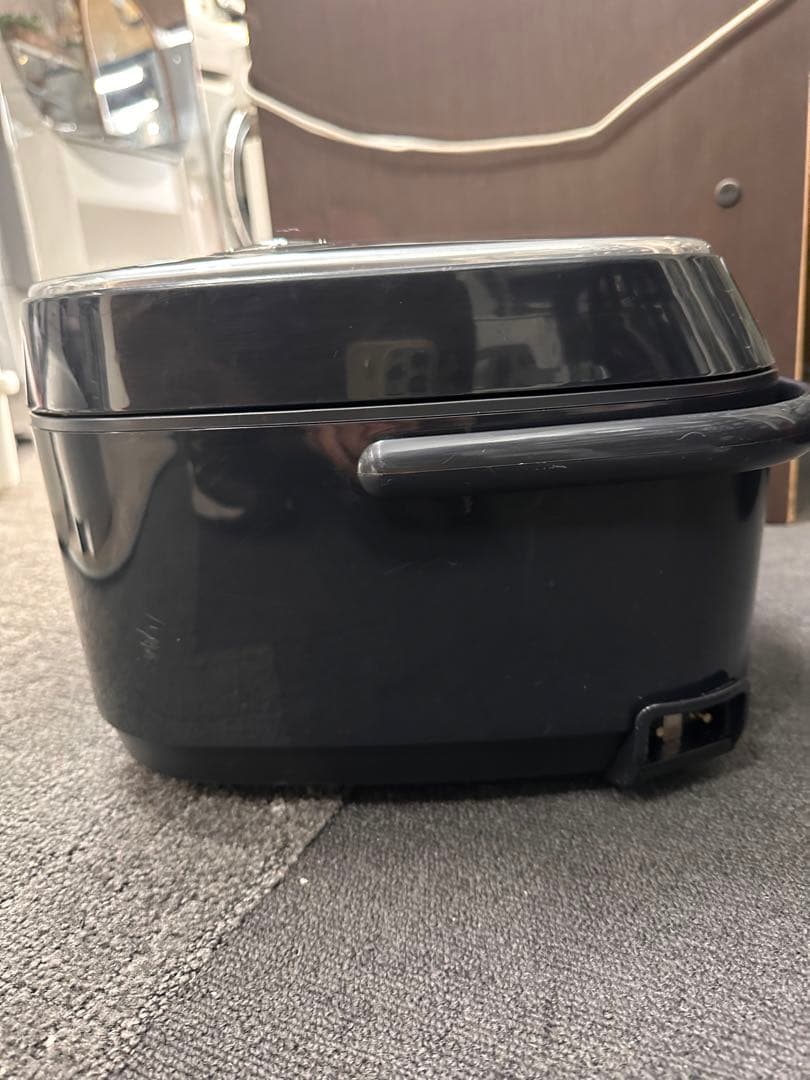 【2023年製】アイリスオーヤマ 炊飯器 5.5合 RC-MA50AZ-B 黒