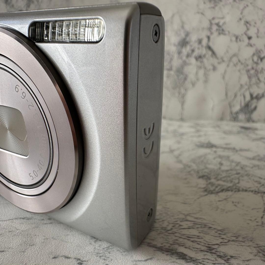美品 Canon キャノン IXY 180 シルバー デジカメ