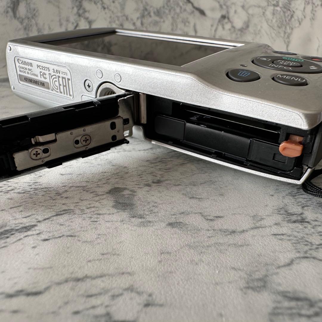 美品 Canon キャノン IXY 180 シルバー デジカメ