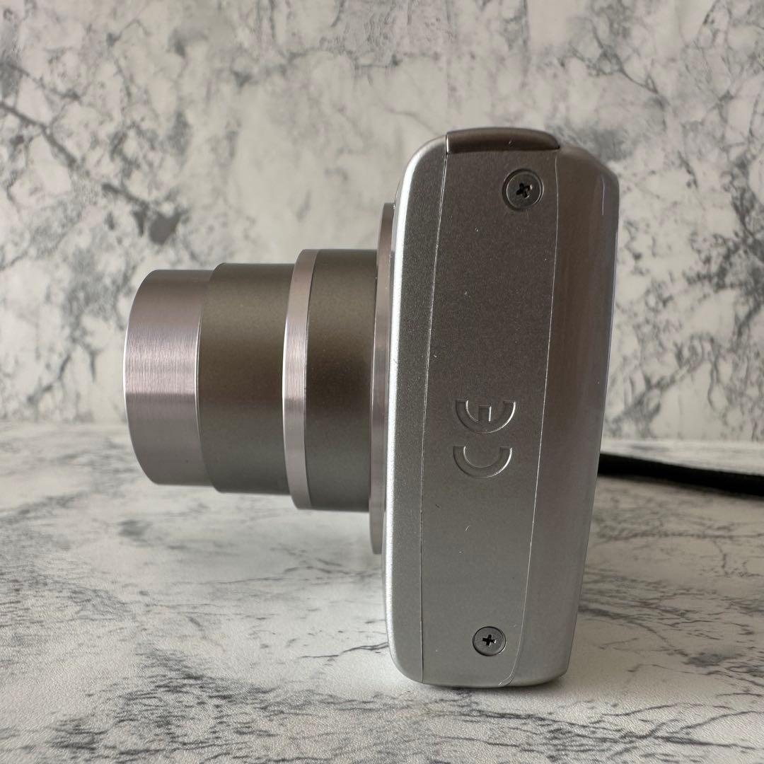 美品 Canon キャノン IXY 180 シルバー デジカメ