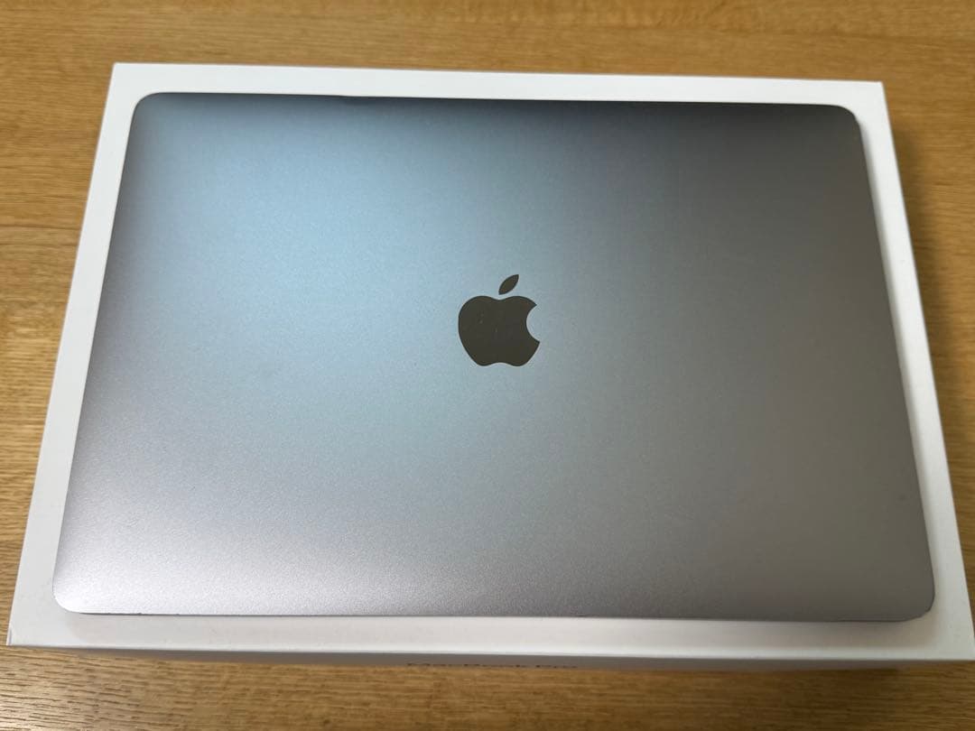Apple 2020 M1 MacBook Pro 13インチUS配置