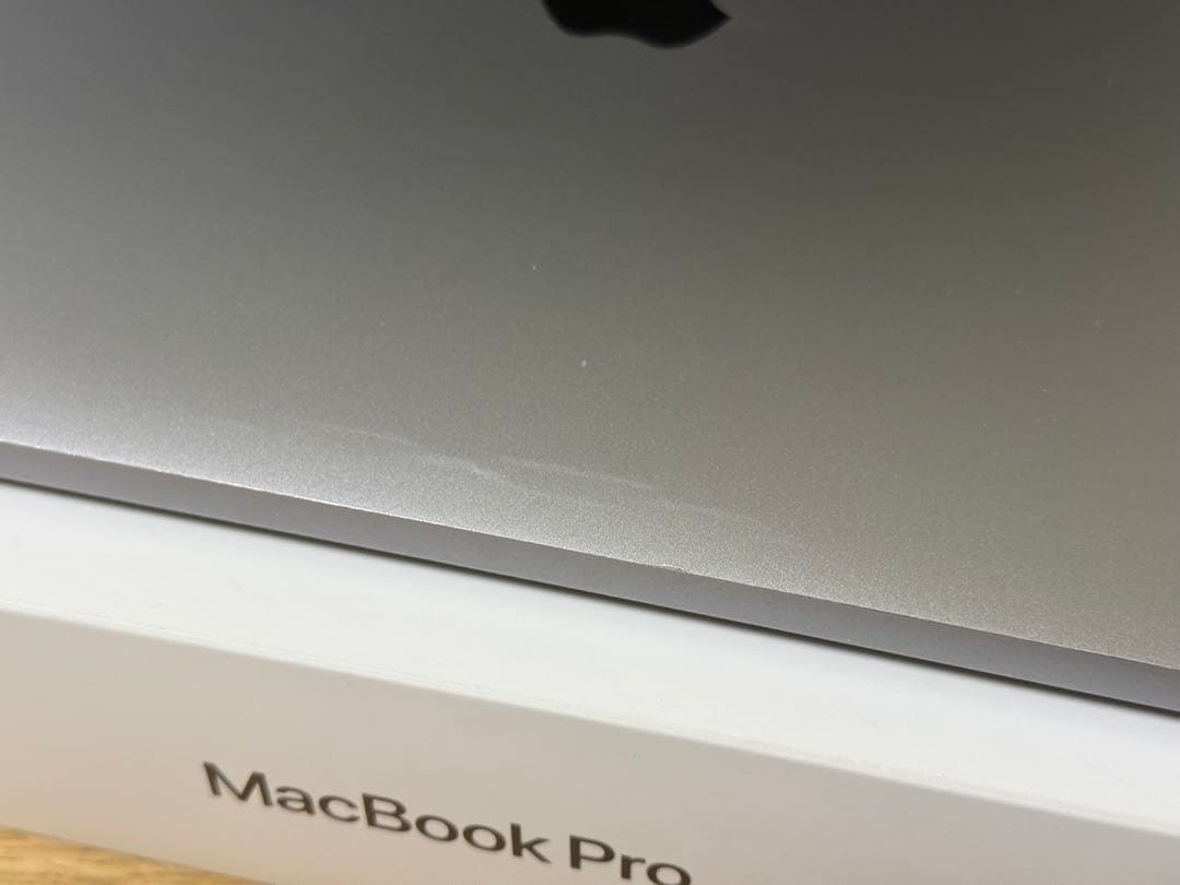 Apple 2020 M1 MacBook Pro 13インチUS配置