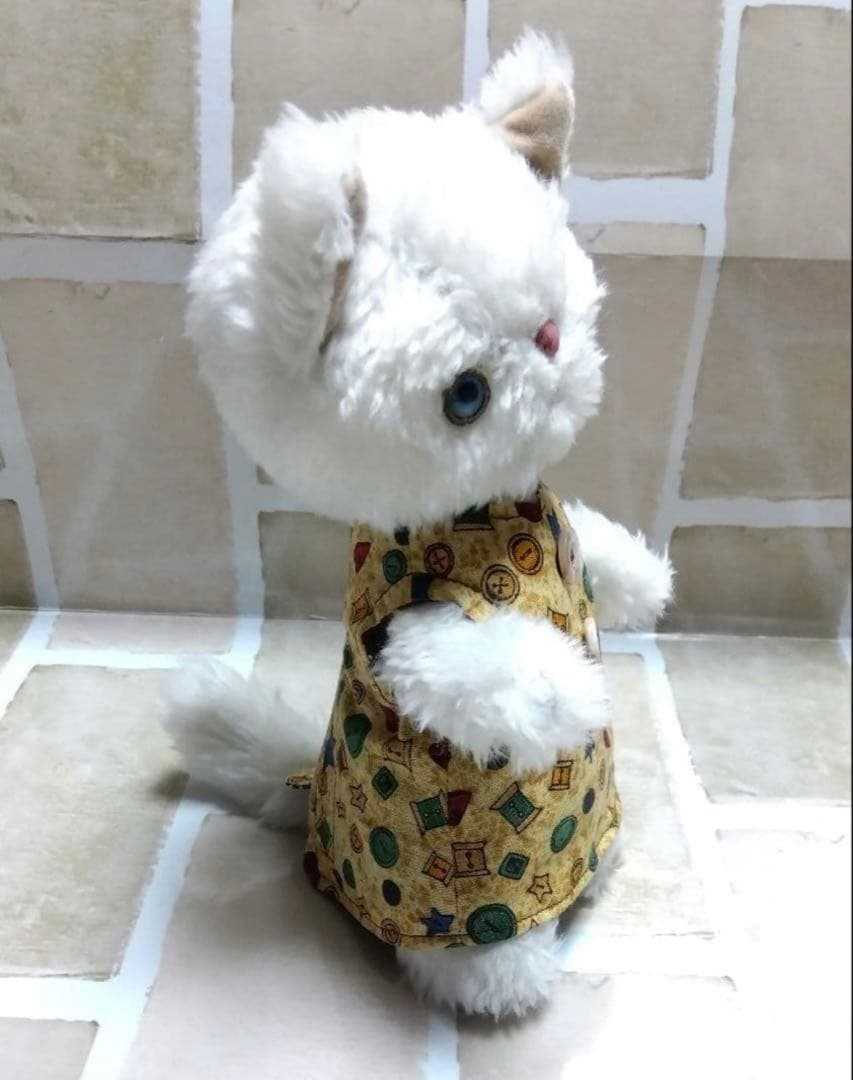 アーティストベア　ねこ　幸運を呼ぶ　オッドアイ　ぬいぐるみ　猫