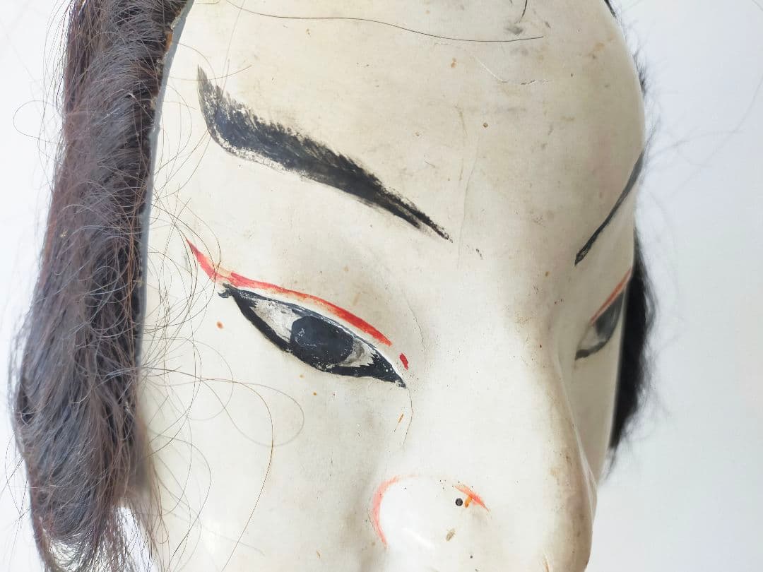 古い胡粉塗り文楽人形の頭、木偶、生き人形 人毛、歌舞伎 男面、木彫 骨董、古美術