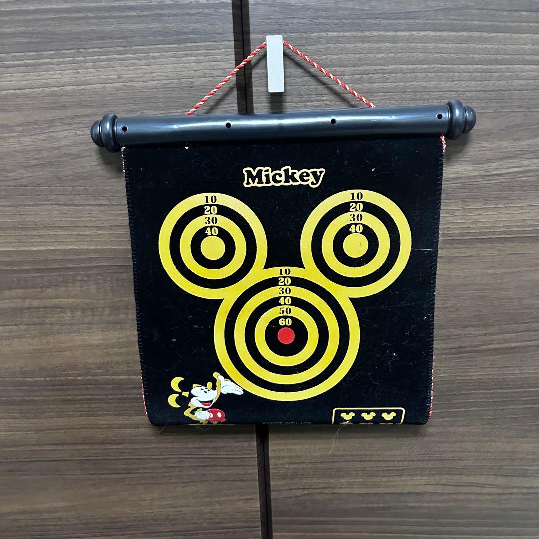 希少　ミッキーマウス ダーツボードとダーツセット