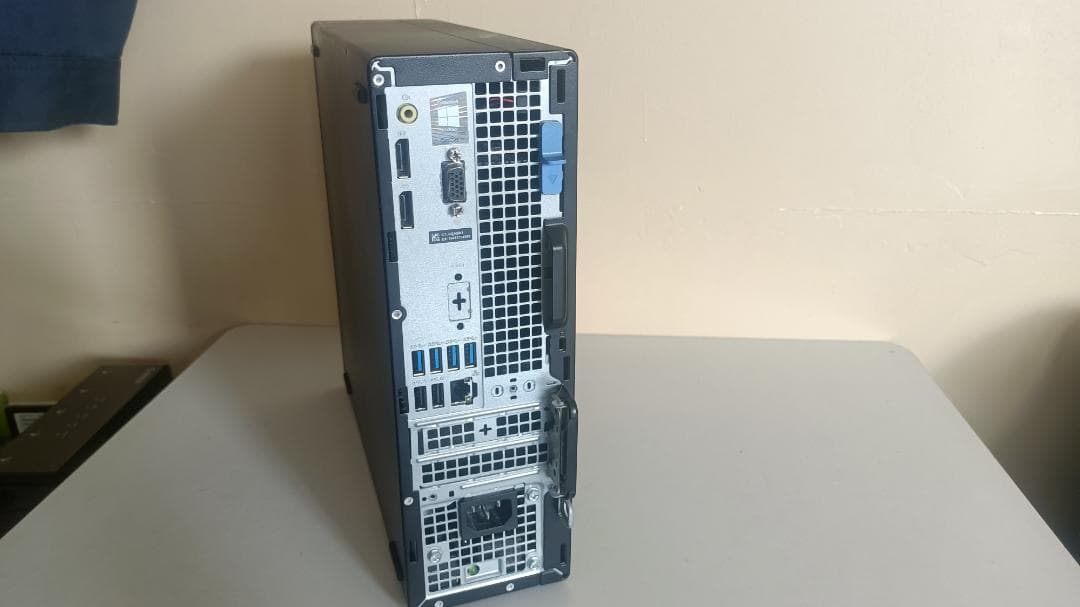 DELL OptiPlex5090 SFF i7-11700メモリ32G 1T