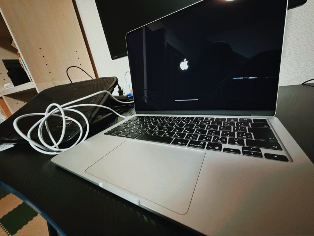 MacBook Air M4 13インチ シルバー 16GB 256GB