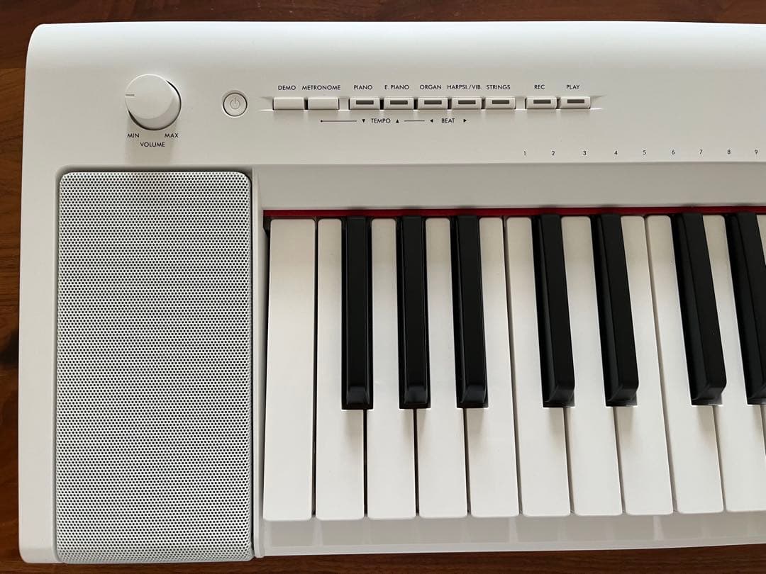 YAMAHA 電子ピアノ Piaggero NP-35 ホワイト　2023年製