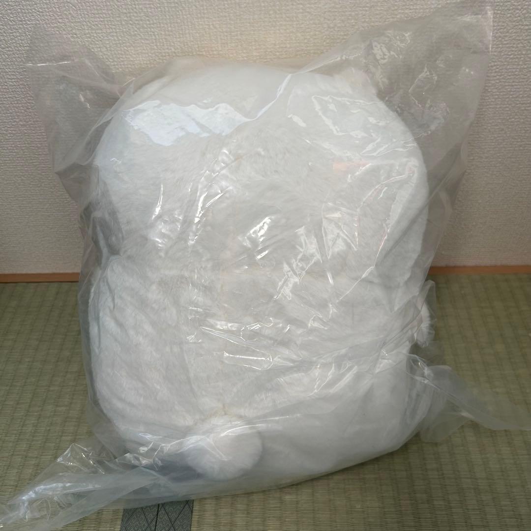 ちいかわ　重め！ぼっちゃり抱っこぬいぐるみ　ちいかわ