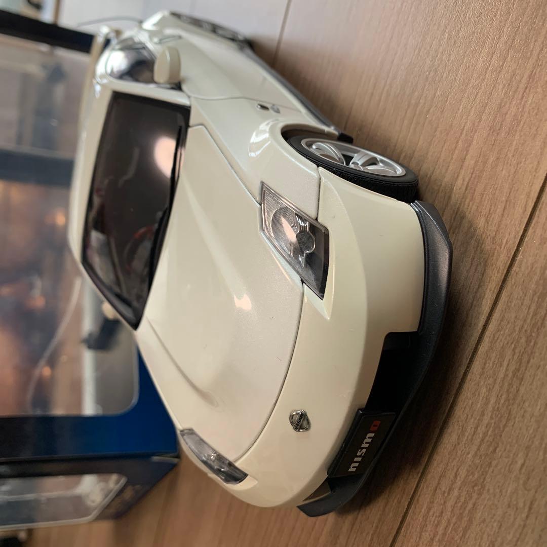 日産フェアレディZ version Nismo type380RS 1/18