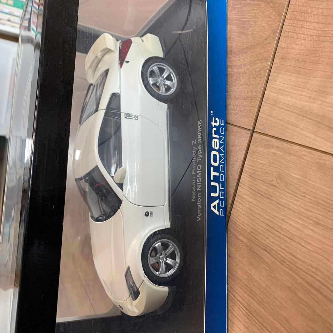 日産フェアレディZ version Nismo type380RS 1/18
