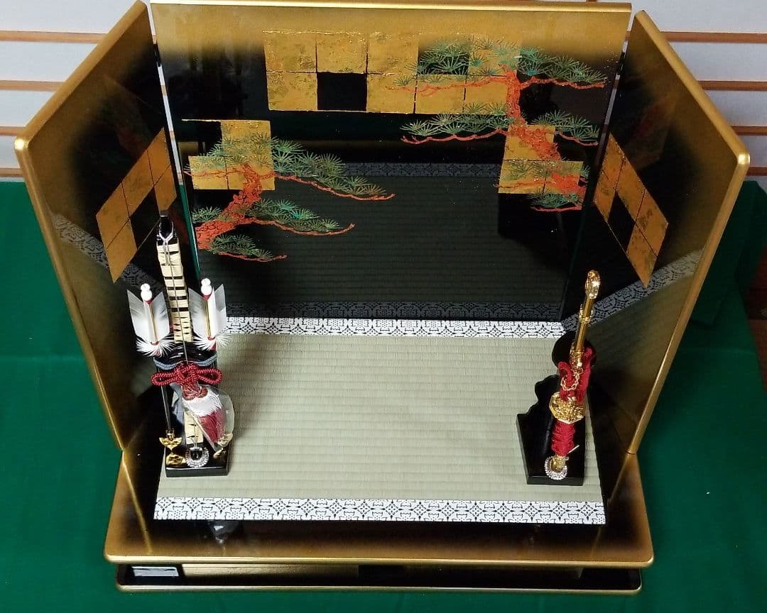 五月人形　15号　台と屏風と弓太刀