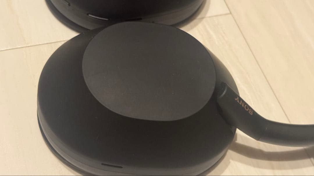 SONY WH-1000XM5 ブラック ノイズキャンセリングヘッドホン