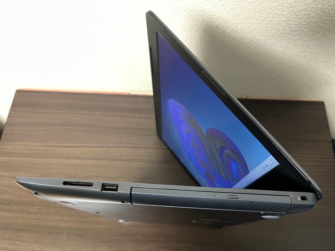 DELL Inspiron 5575 8GBメモリ 1TBSSD Ryzen5