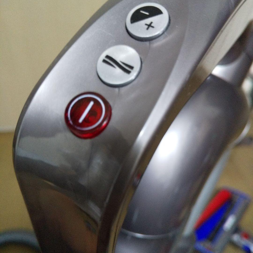 中古 Dyson V4 Digital Fluffy+ 本体 CY29