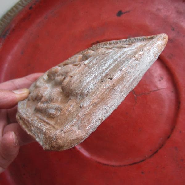 8～12世紀　大型　タイ　ハリプンチャイ陶製磚仏