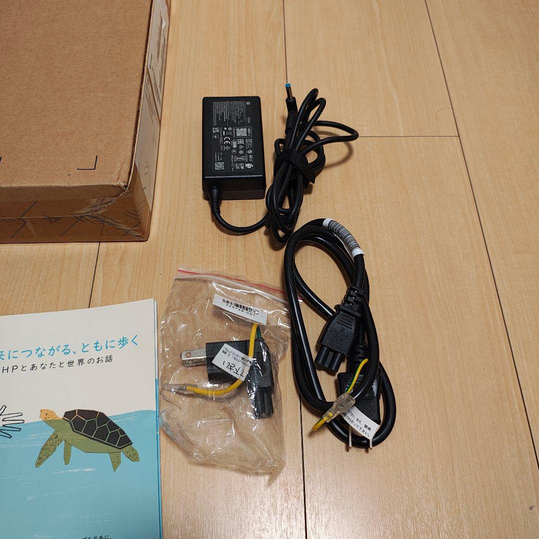 【美品】HP Pavilion Aero 13-be0038AU ノートパソコン