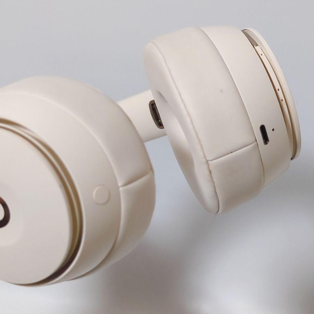 Beats Solo Pro ワイヤレスヘッドホン A1881 アイボリー