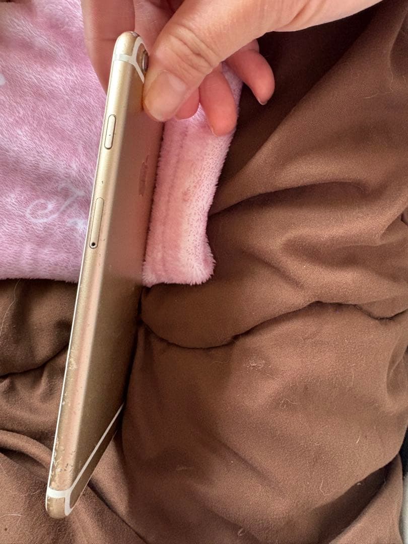 Apple iPhone 6 Sゴールド 64GB