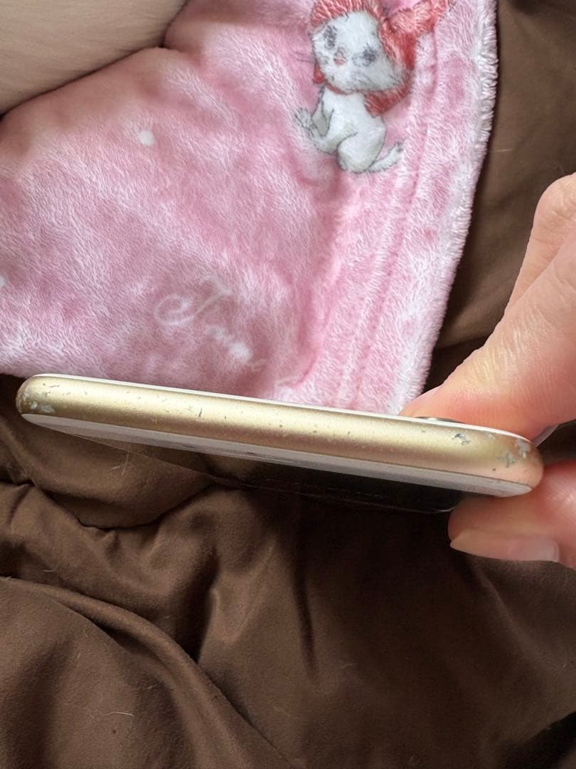 Apple iPhone 6 Sゴールド 64GB