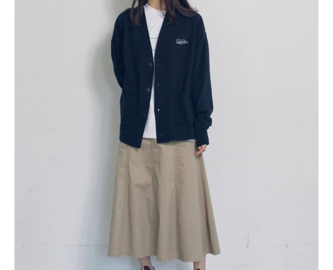 【お値下げ】新品★sumikaきもちいいカーディガン（刺繍）Mサイズ+おまけ付