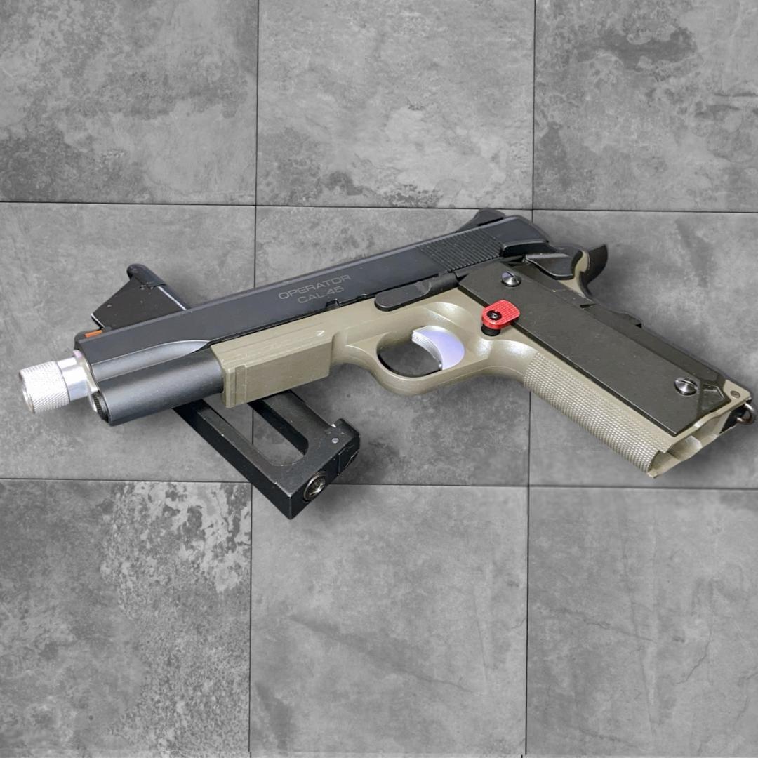 【最終値下げ】Carbon8 M45 -MC0- Co2ガスガン サービス品付き