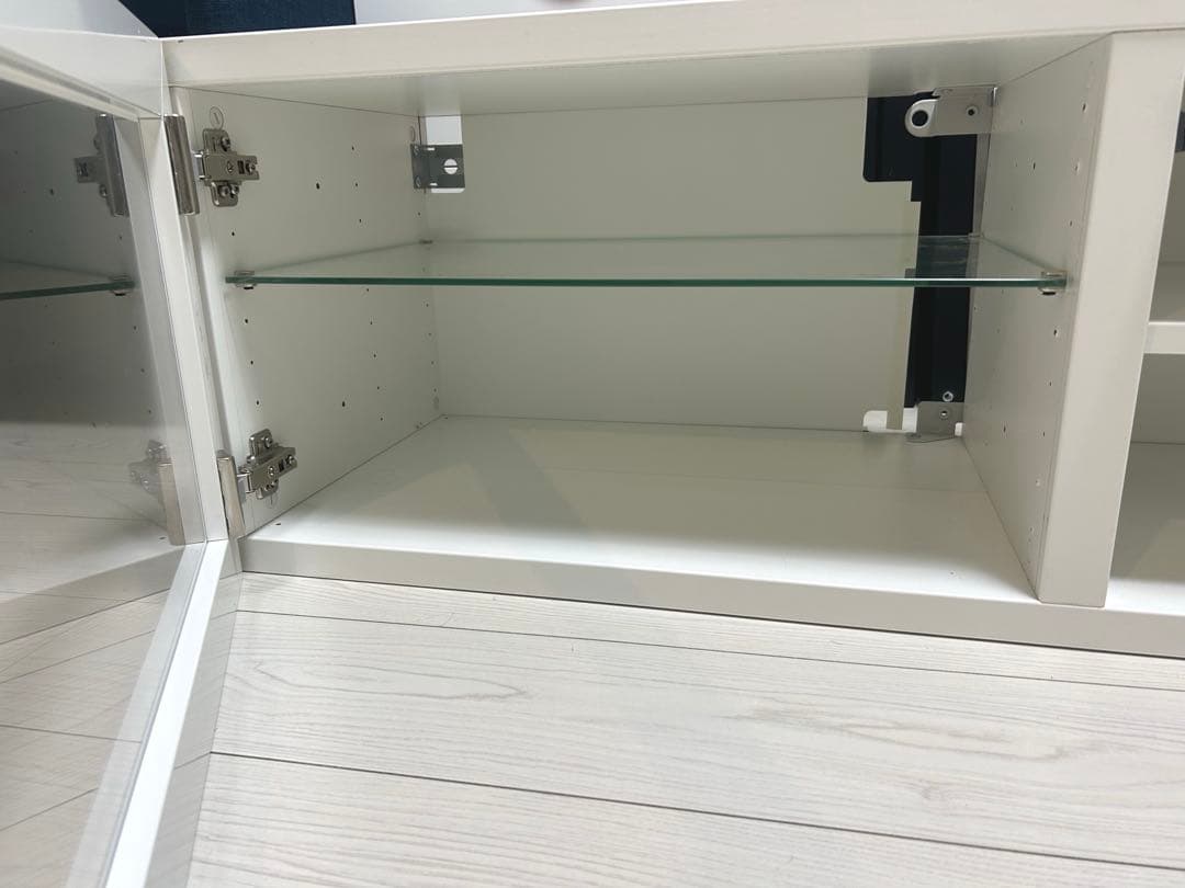 IKEA ベストー テレビ台 ガラス天板付き