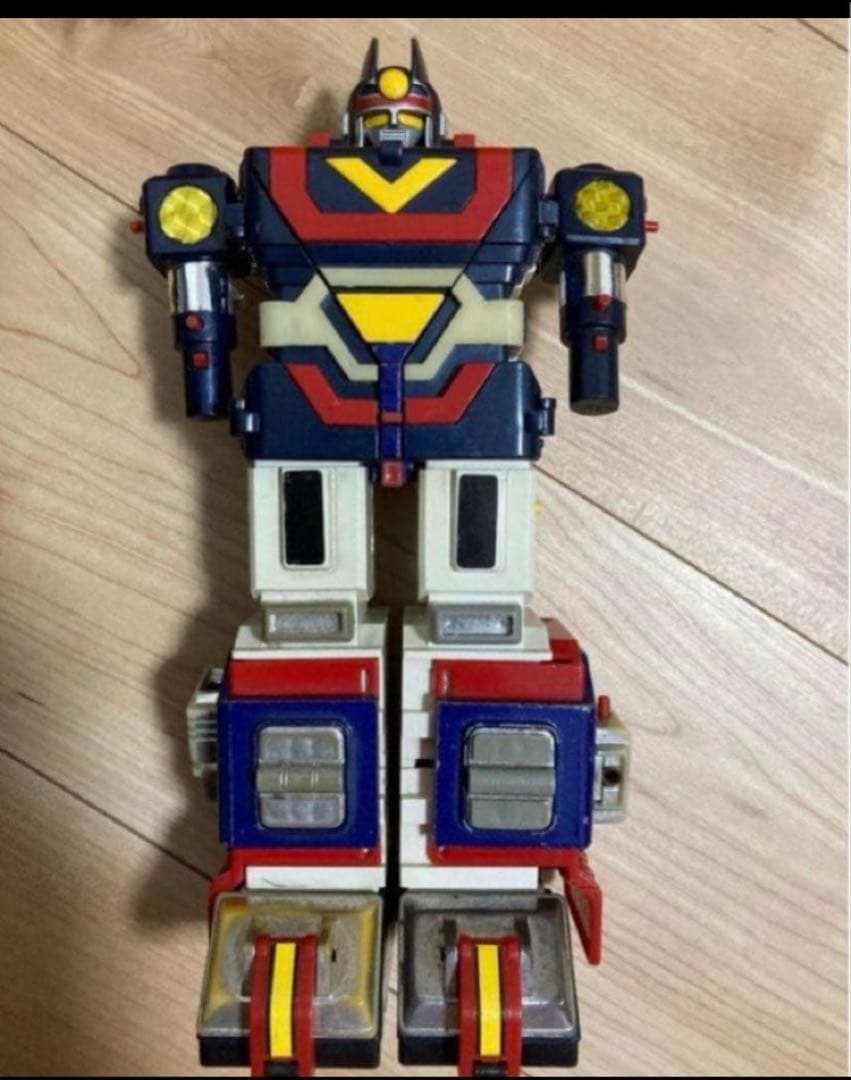 太陽戦隊　巨大母艦 ビッグスケール ジャガーバルカン　サンバルカンロボ　超合金