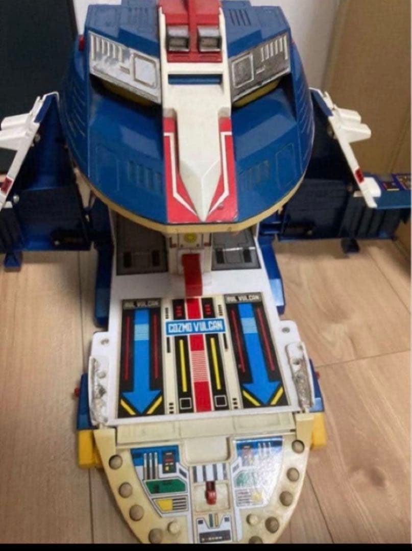 太陽戦隊　巨大母艦 ビッグスケール ジャガーバルカン　サンバルカンロボ　超合金