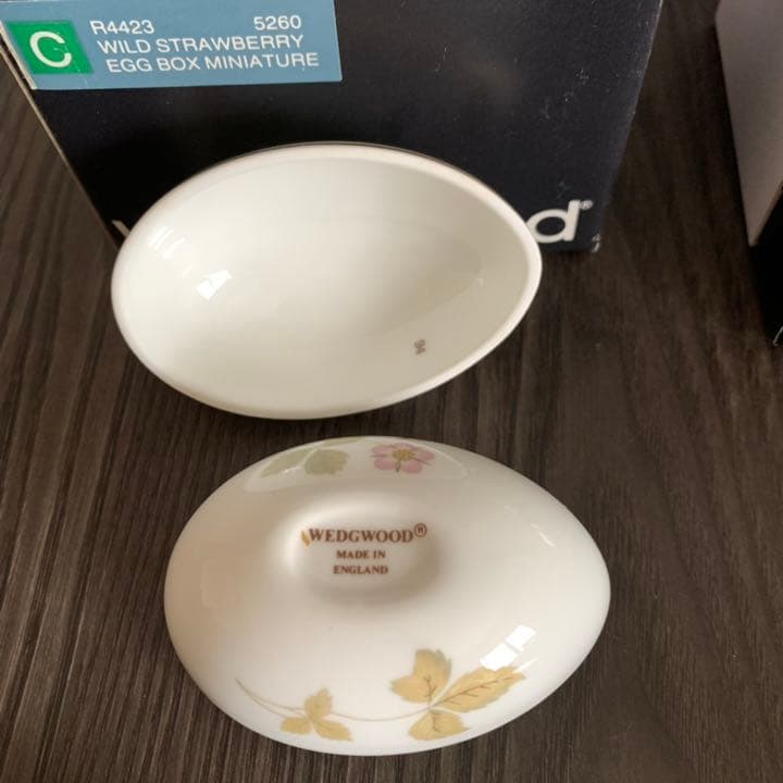 ウェッジウッド ミニチュアセット　ワイルドストロベリー