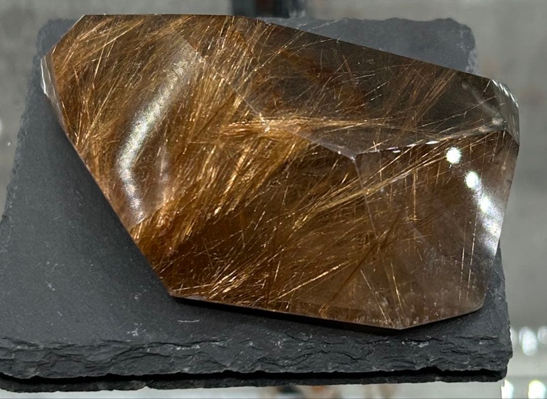 ルチルクォーツ原石　349g