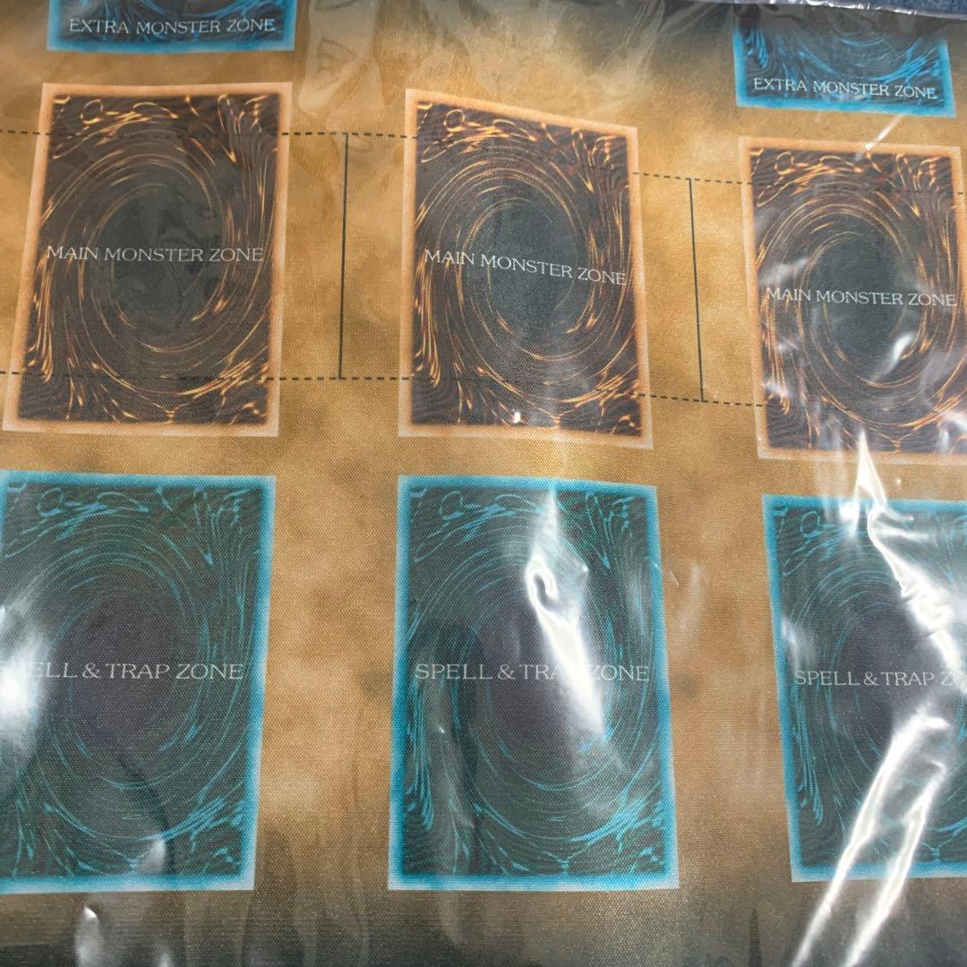 遊戯王 プレイマット 初期 ハーフ ニューロン　新品未開封