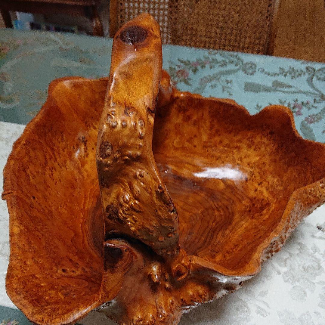 値引き 一刀彫木製品 飾り容器？