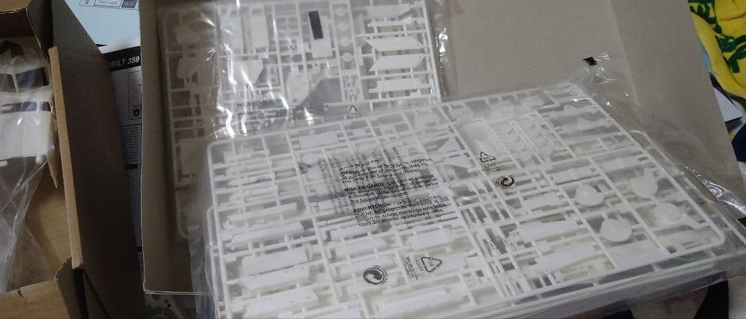 希少！　レベル　ピータービルト３５９レッカー