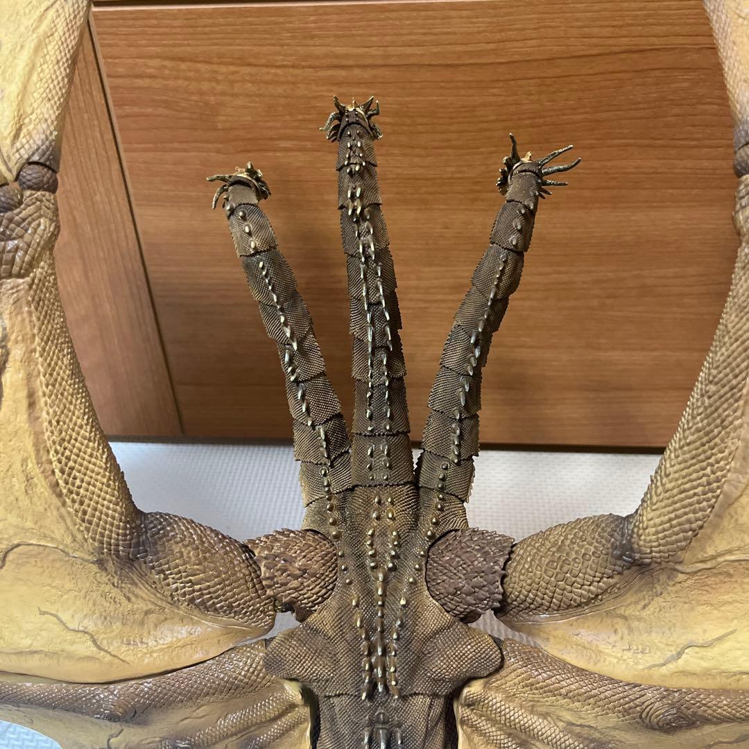 ヒトピHIYA TOYS キングギドラ 2019