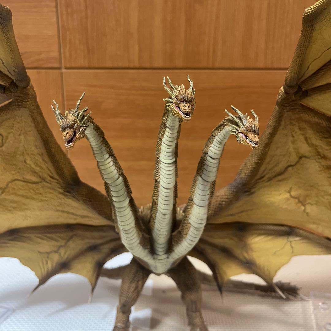 ヒトピHIYA TOYS キングギドラ 2019