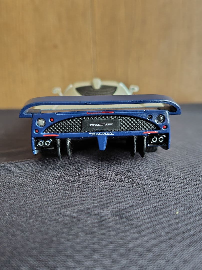 Maserati MC12 1/32スケールミニカー　マセラティMC12