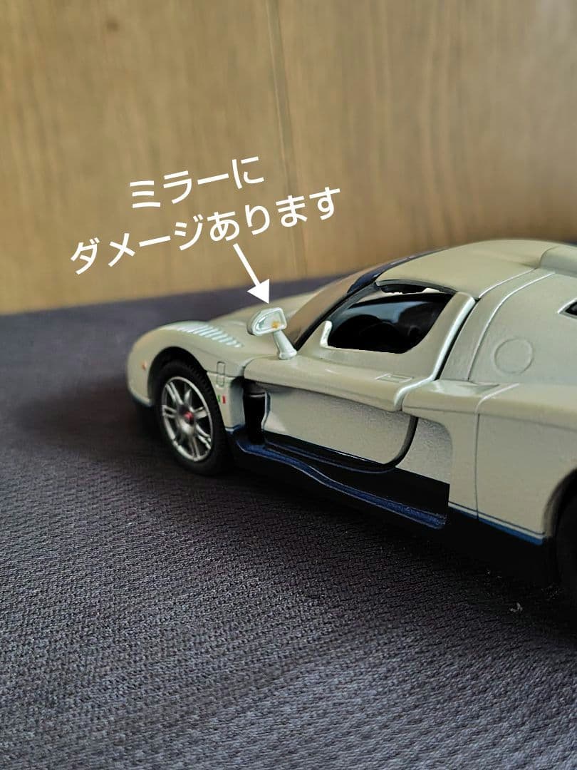 Maserati MC12 1/32スケールミニカー　マセラティMC12
