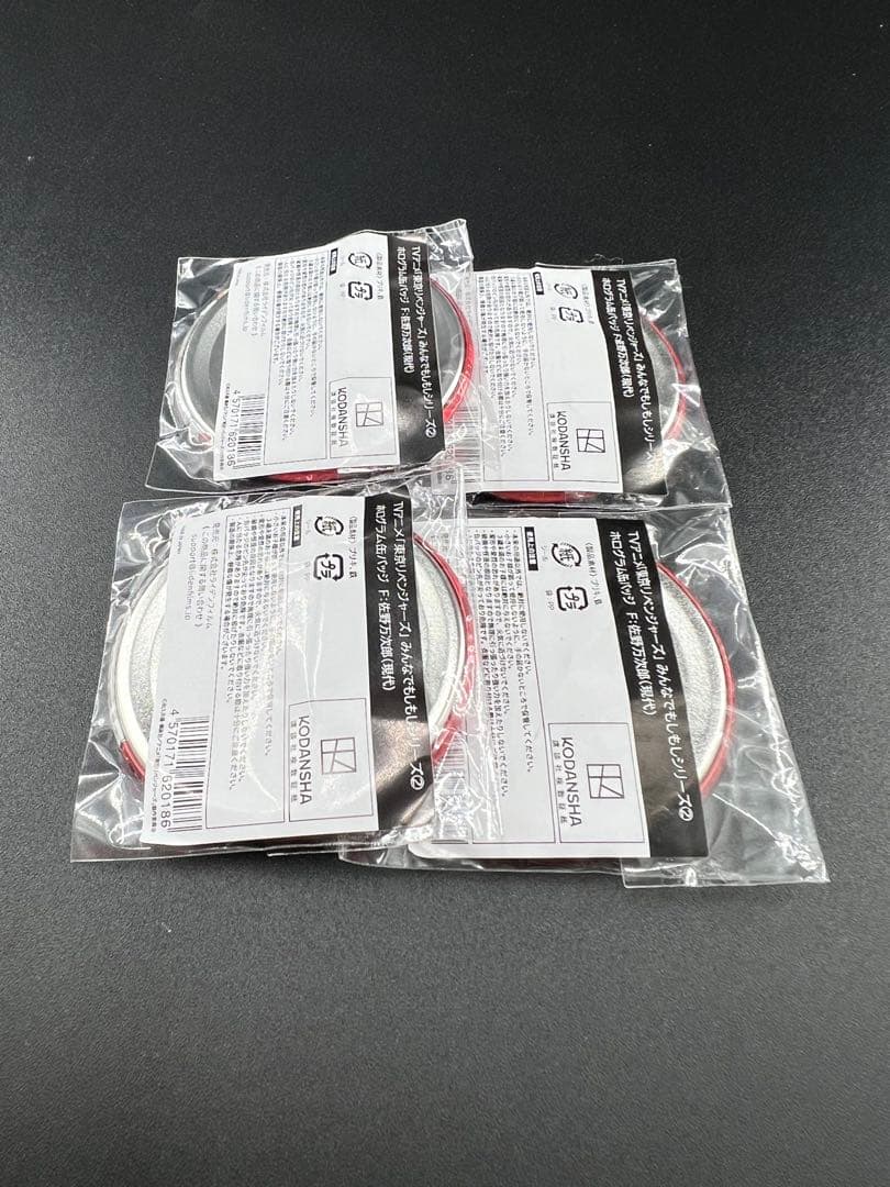 東京リベンジャーズ 缶バッジ 佐野万次郎 4個まとめ売り