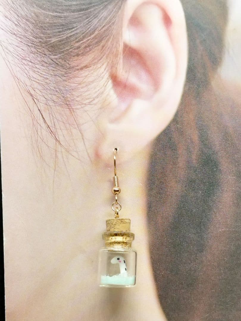 瓶詰め　チンアナゴとニシキアナゴピアス