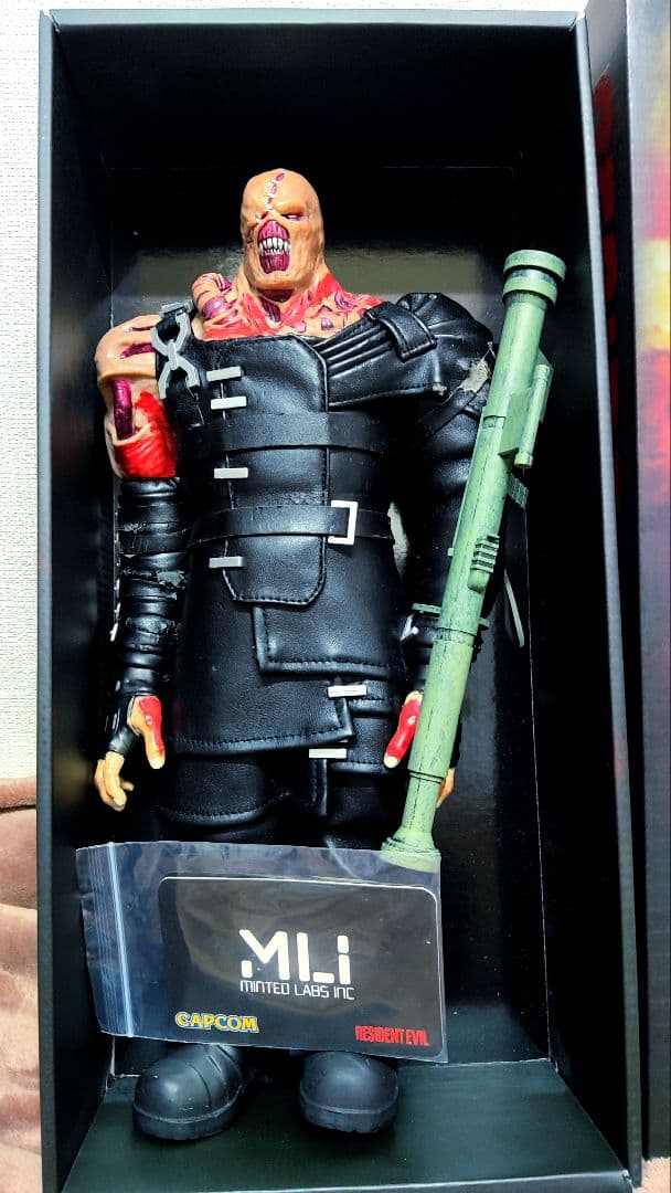 CAPCOM[PS①版バイオハザード③( 追跡者:ネメシス) ]約15㌅サイズ!