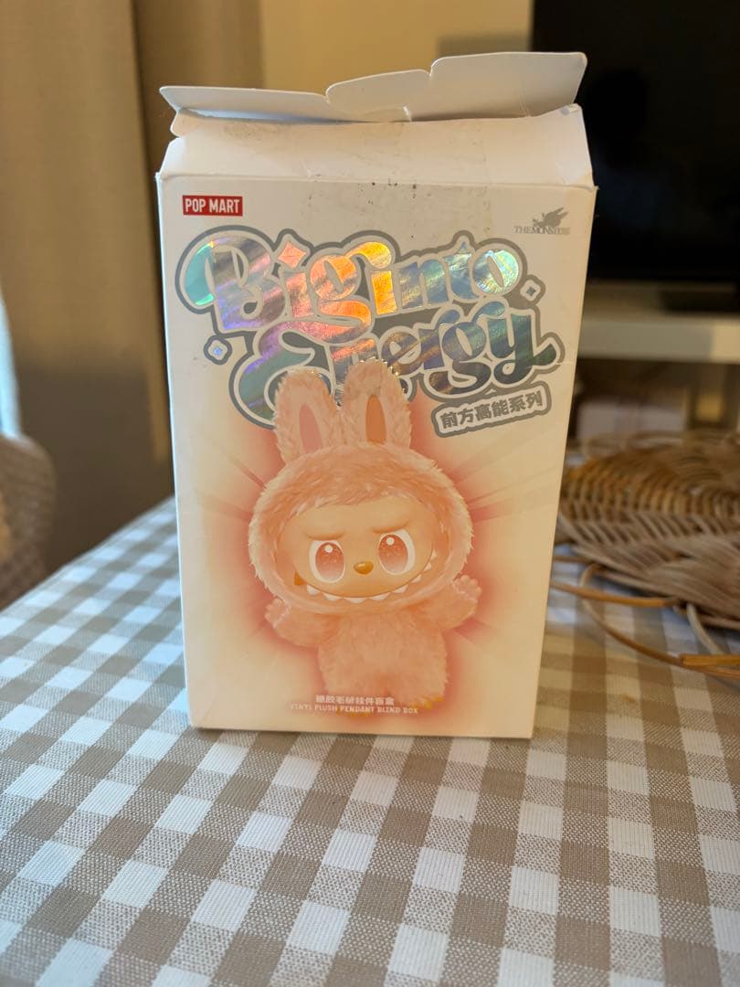 POPMART Biginto Energy シークレット　ラブブ