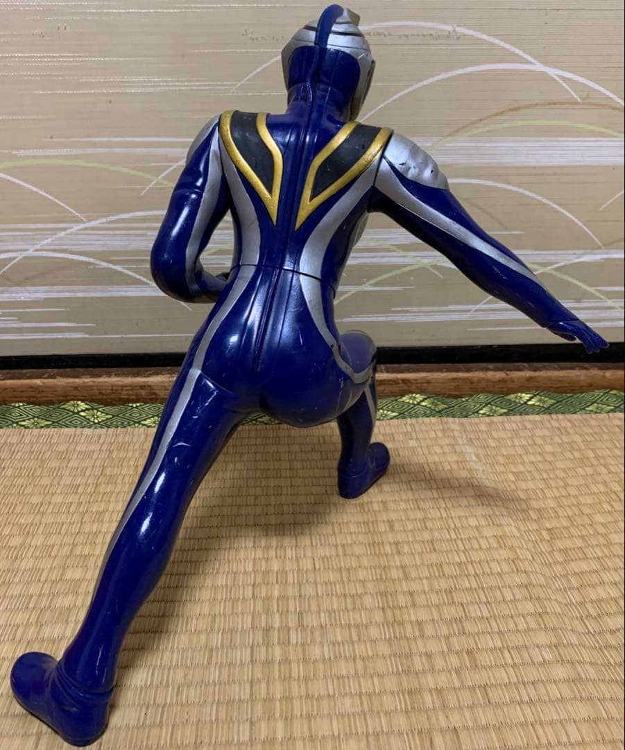ウルトラマンアグル　ビッグフィギュア