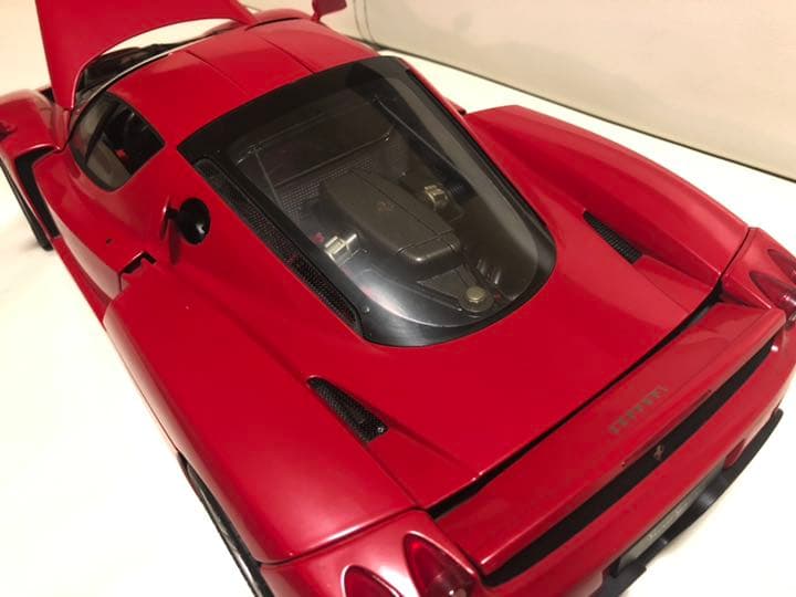 エンッオフェラーリ完成品/DeAGOSTINI